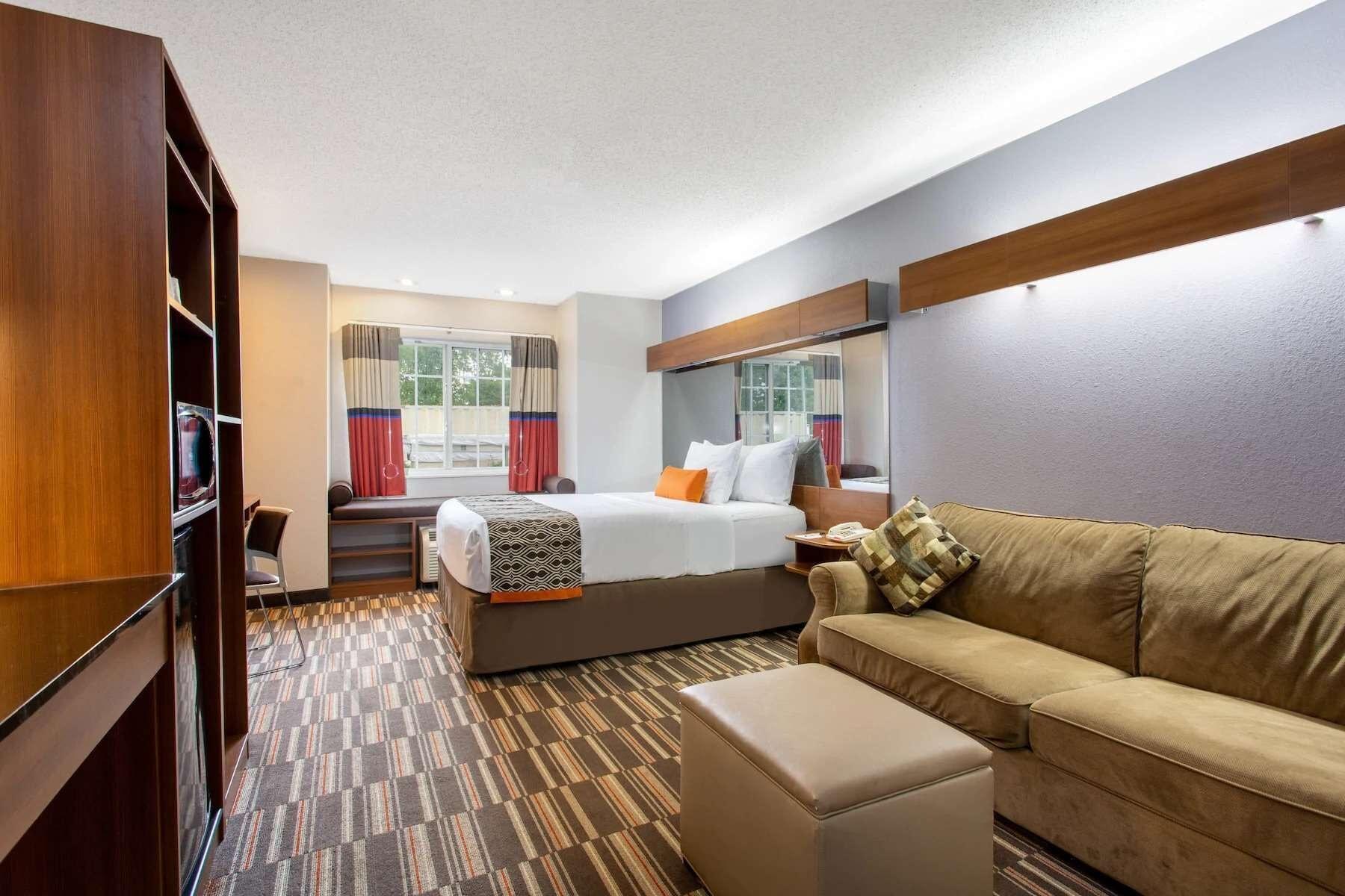 Microtel Inn & Suites By Wyndham Philadelphia Airport Экстерьер фото